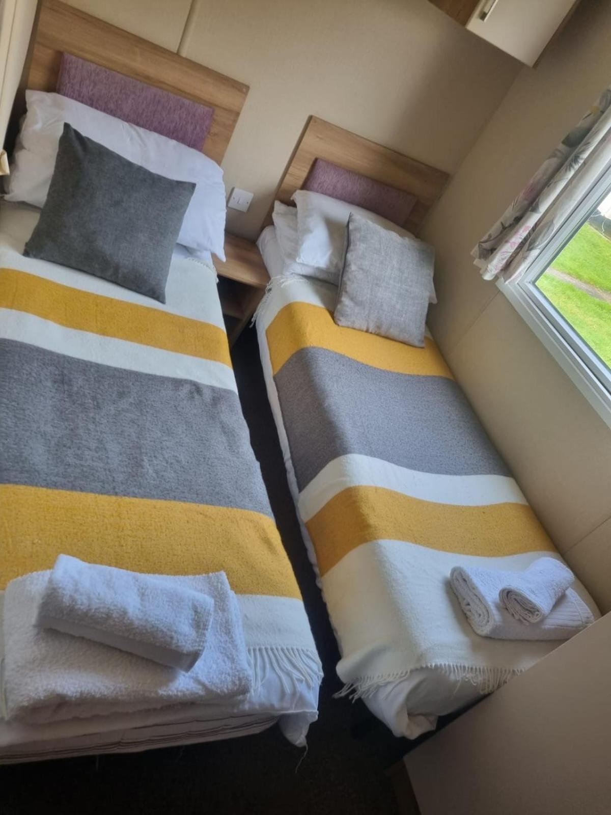 Newquay Bay Porth Caravan - 6 Berth Eksteriør bilde